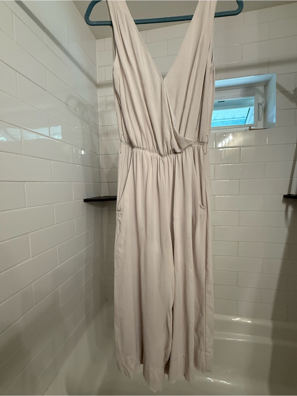 Babaton Sleeveless V-Neck pant suit